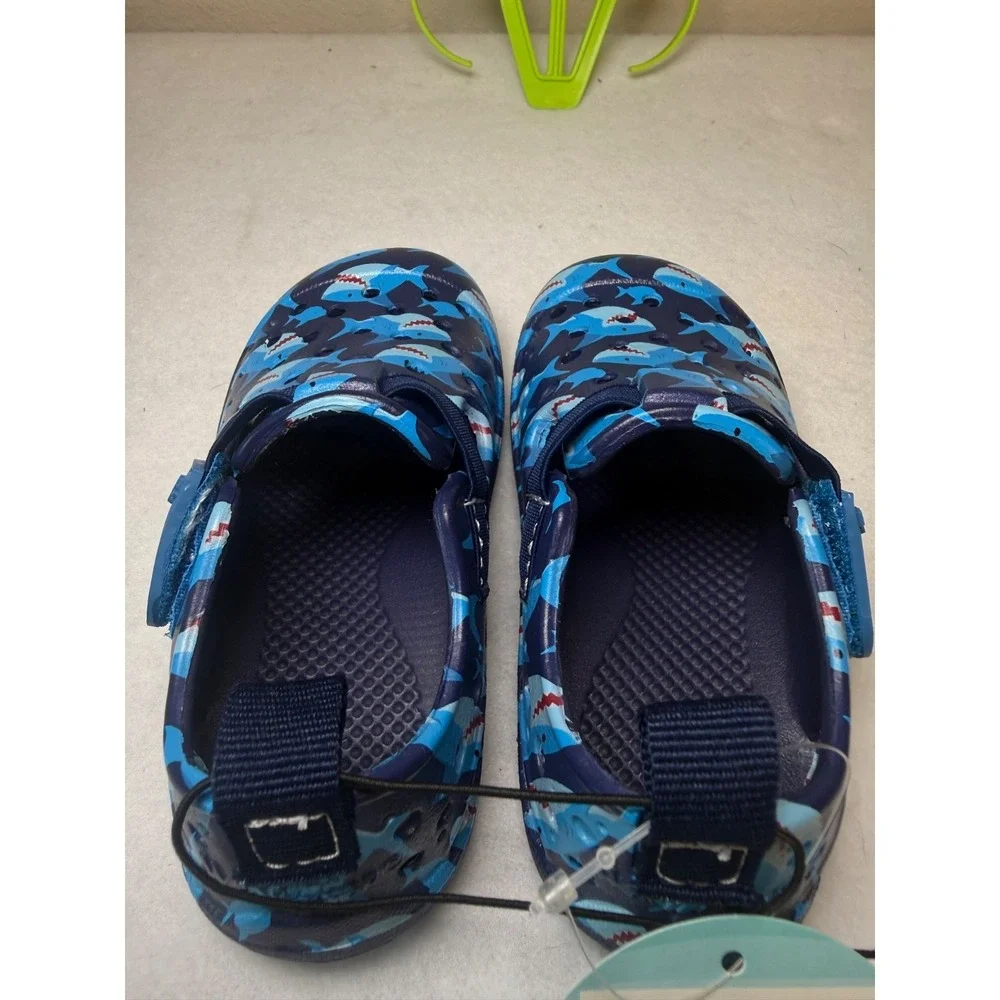 Western Chief Shark Water Shoes Kids Size 8 Navy Slip On Swim Beach Clogs NWT